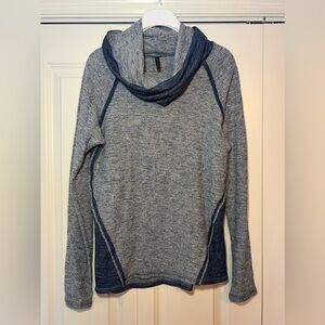 KÜHL women’s Nova pullover. Cowlneck. Size large.
